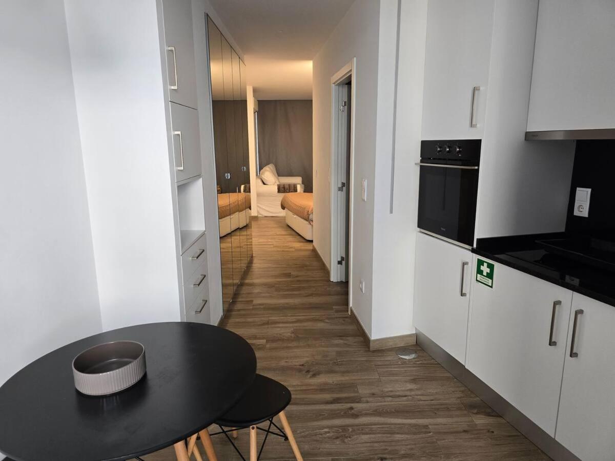 Iconik Design Apartments Авейру Екстер'єр фото