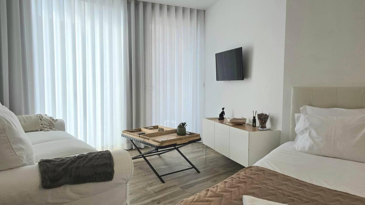 Iconik Design Apartments Авейру Екстер'єр фото